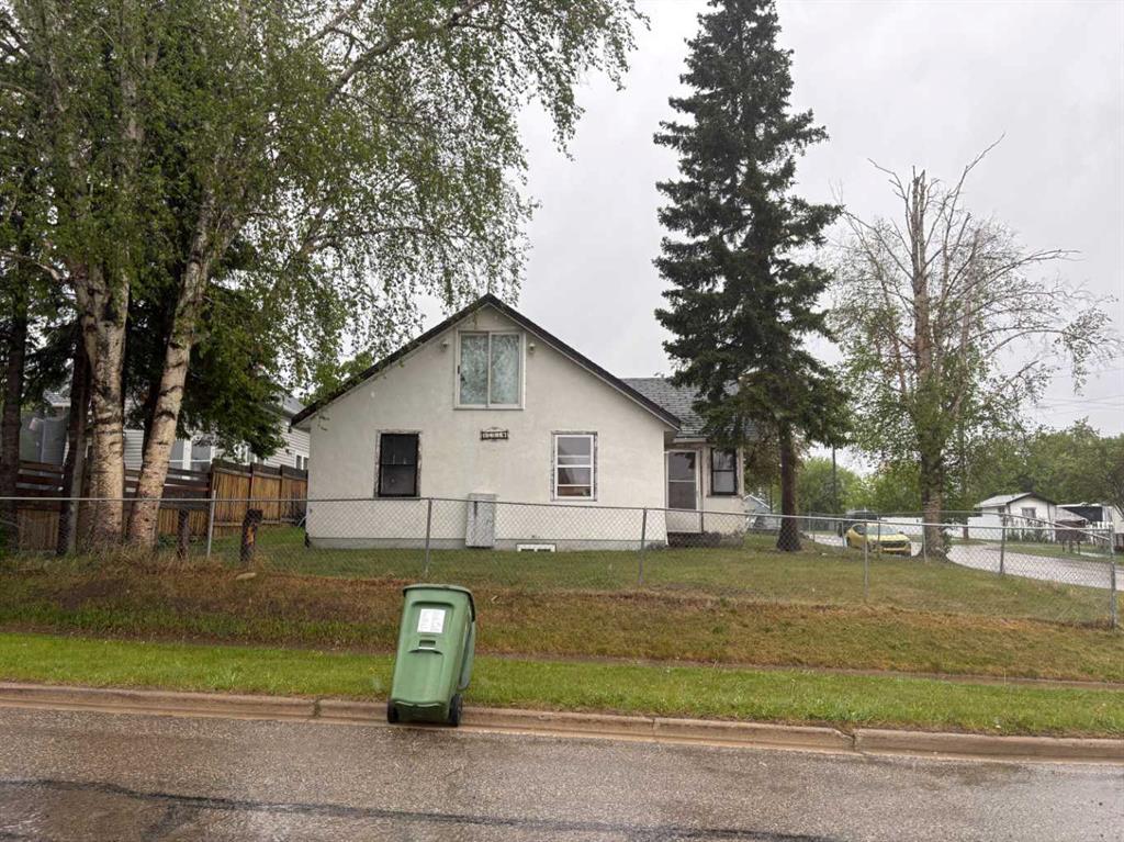 MLS# 242913906