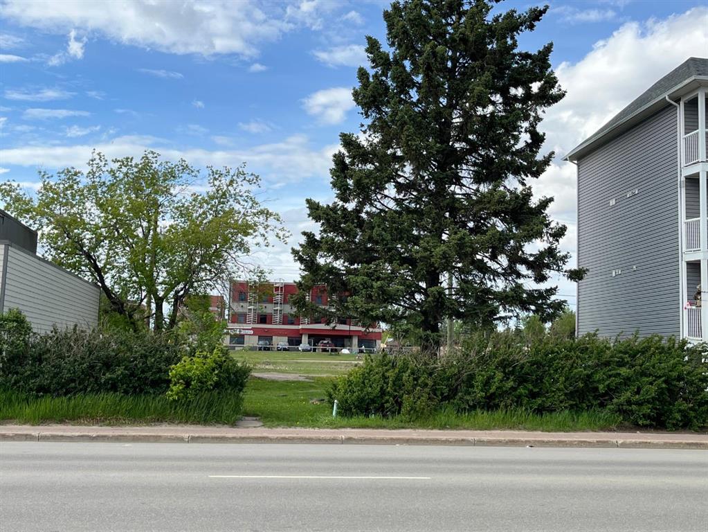 MLS# 242913907