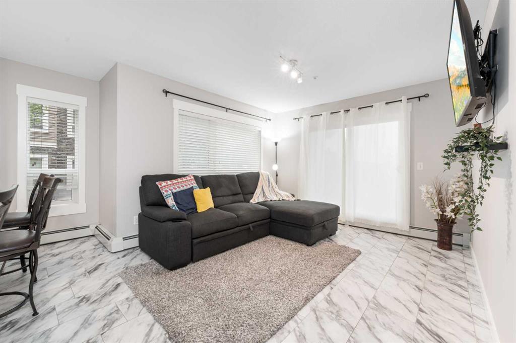 MLS# 242915611