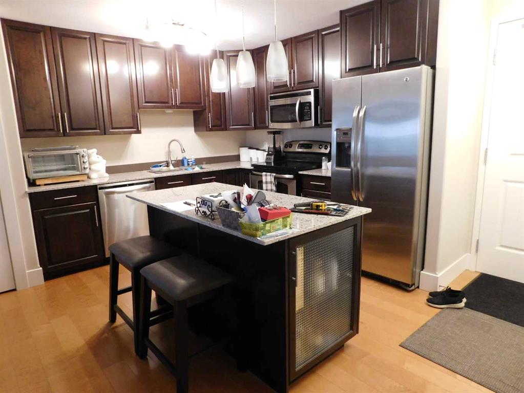 MLS# 242967311