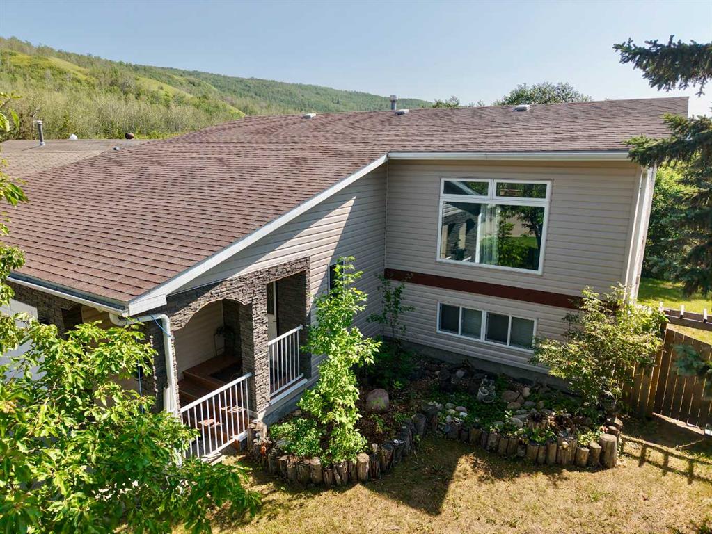 MLS# 242984589