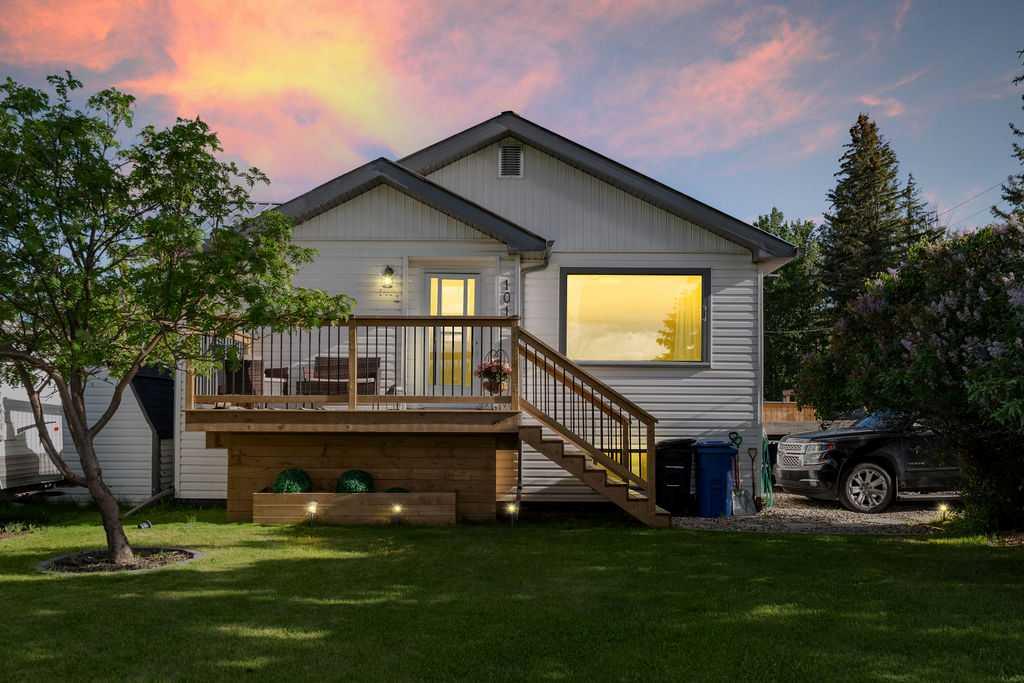 MLS# 243296906
