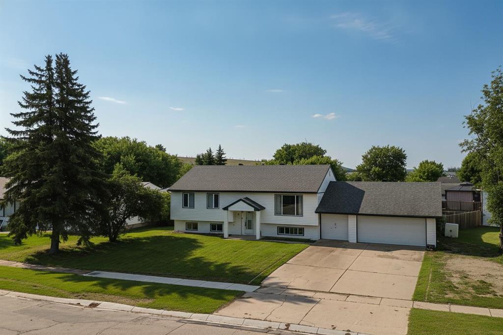 MLS# 243991383