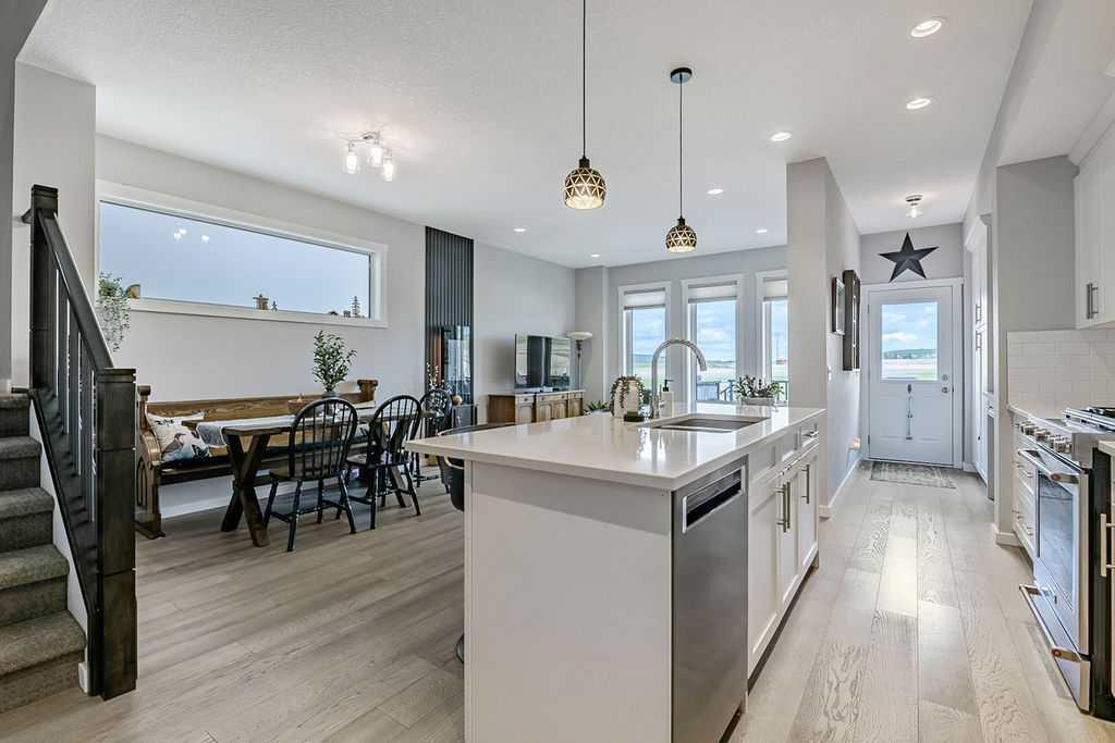 MLS# 244007292