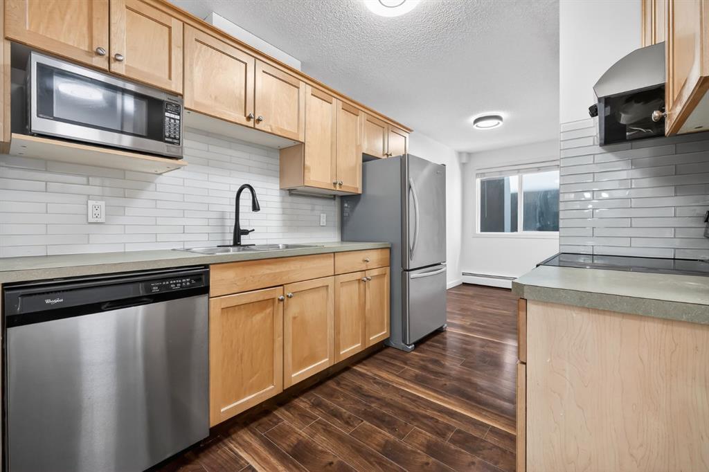 MLS# 244719487