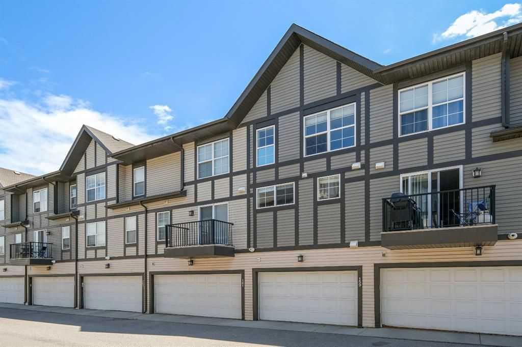 MLS# 244719411