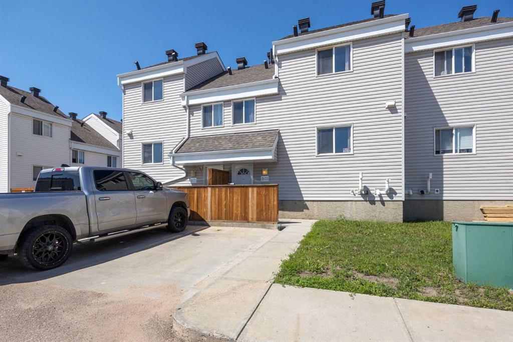 MLS# 244906671