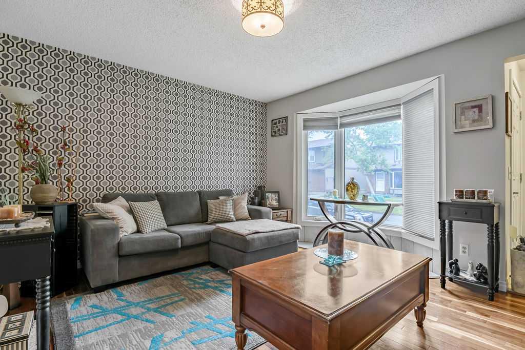 MLS# 245994796