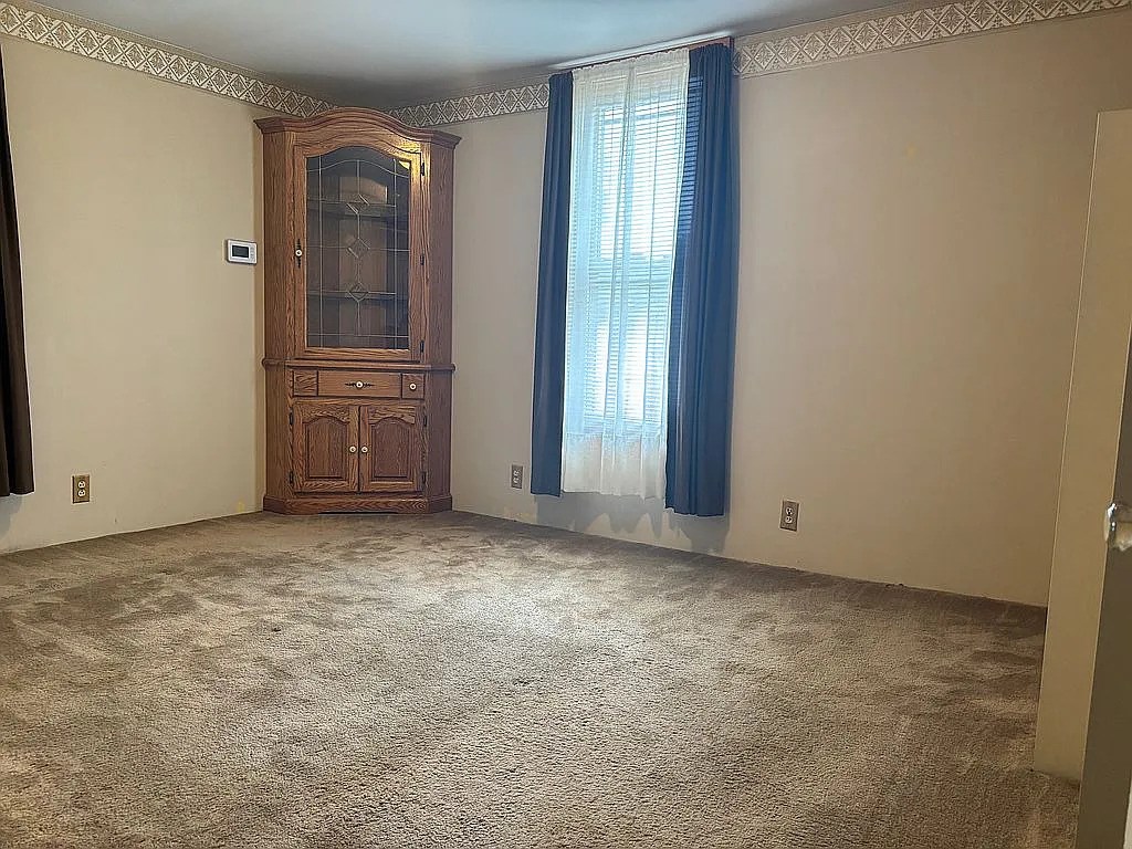 Gallery Image 16