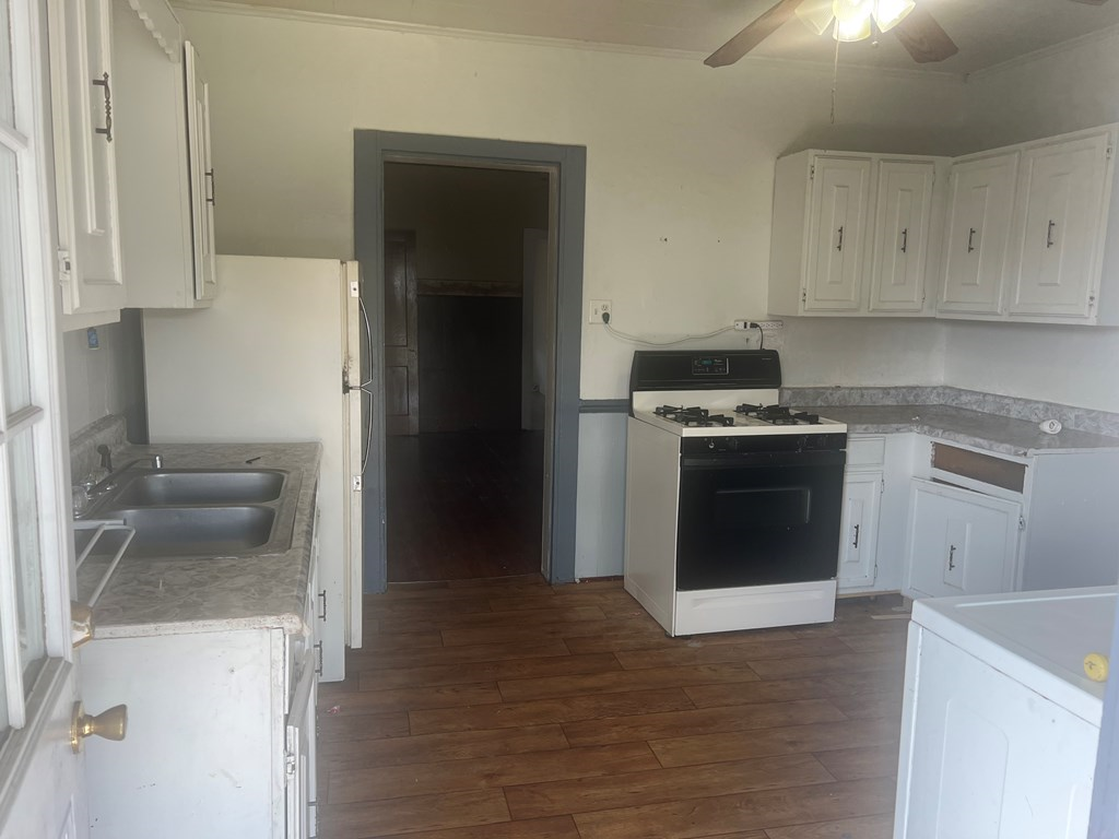 Gallery Image 11