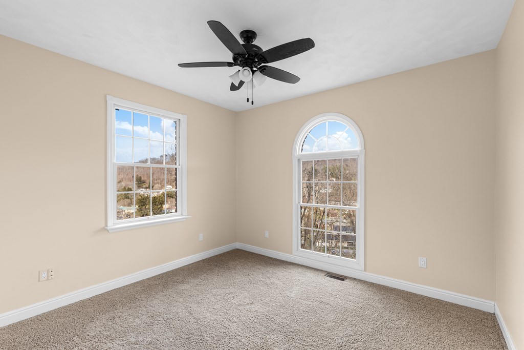 Gallery Image 16