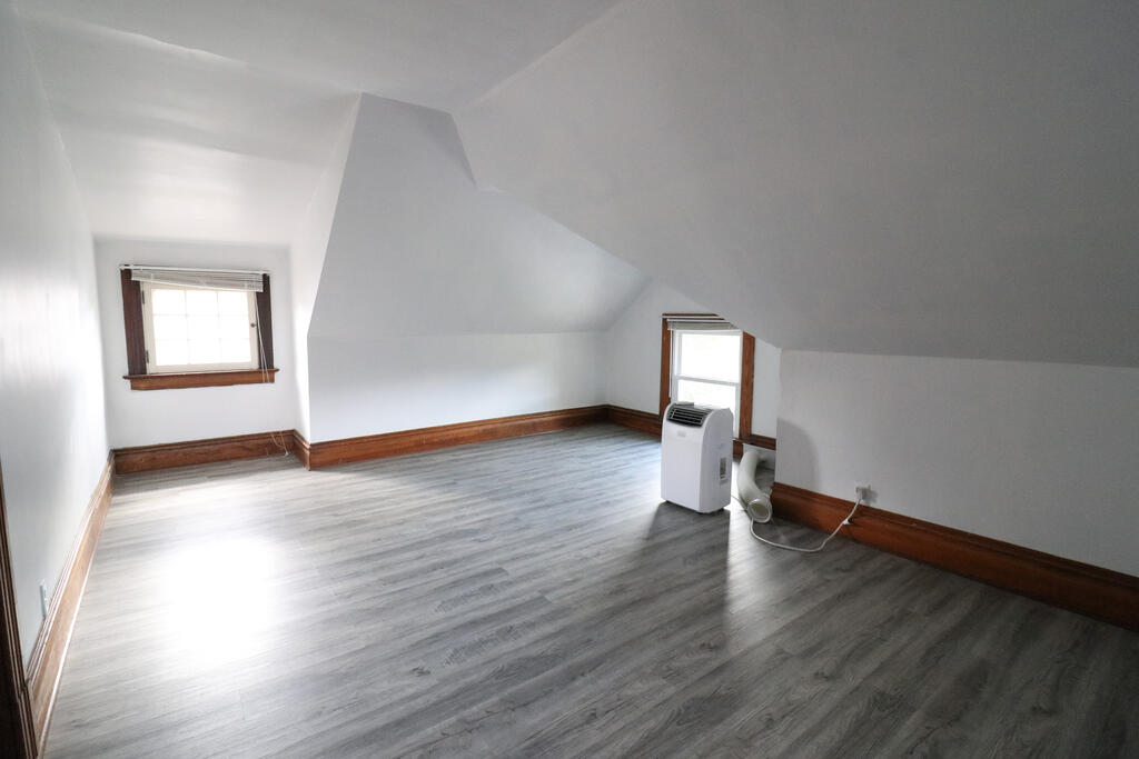 Gallery Image 23