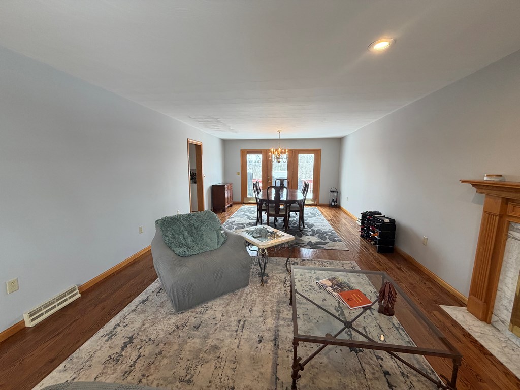 Gallery Image 68