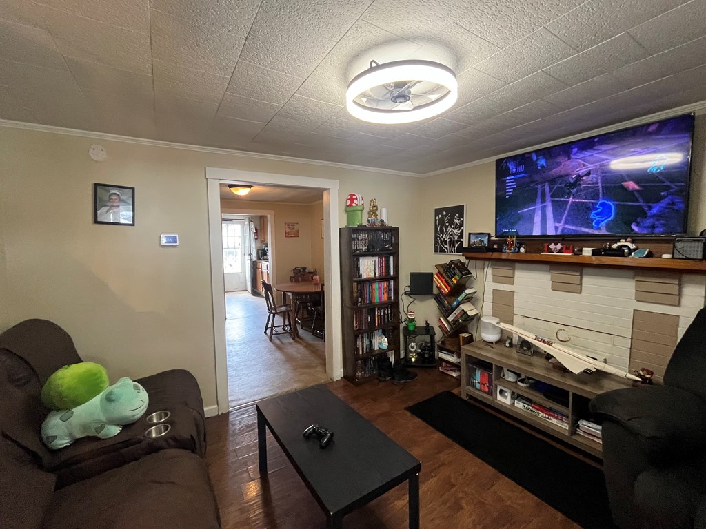 Gallery Image 36