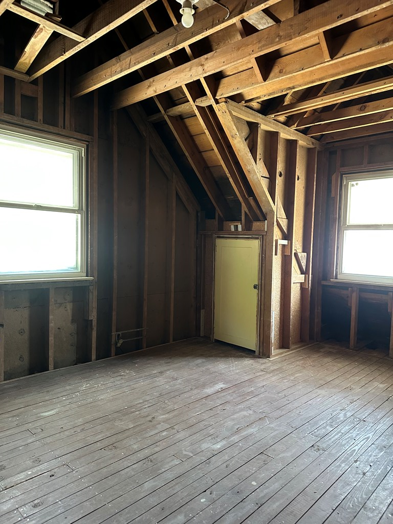 Gallery Image 14