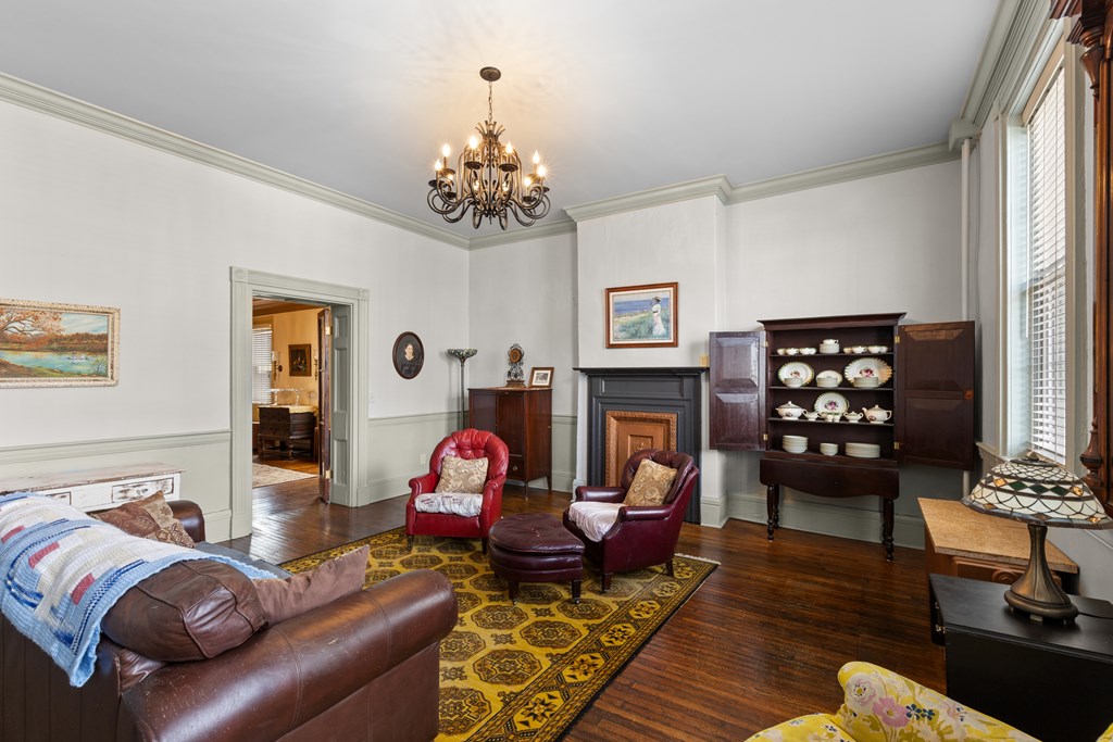 Gallery Image 6
