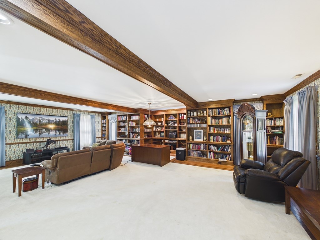 Gallery Image 13