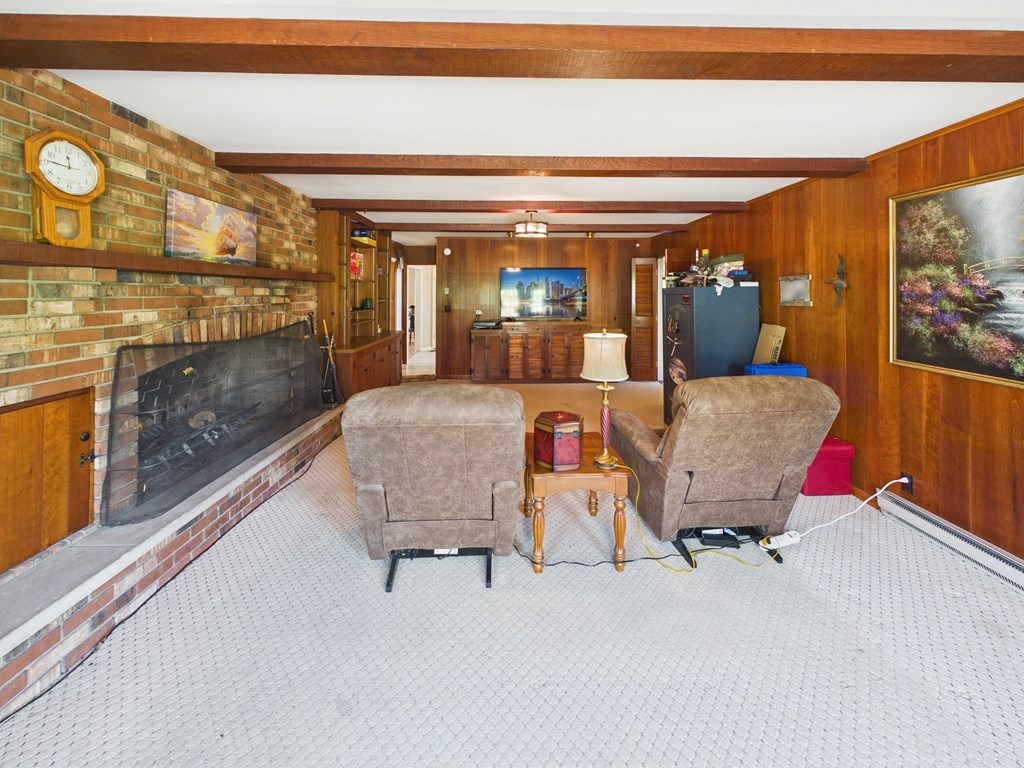 Gallery Image 19