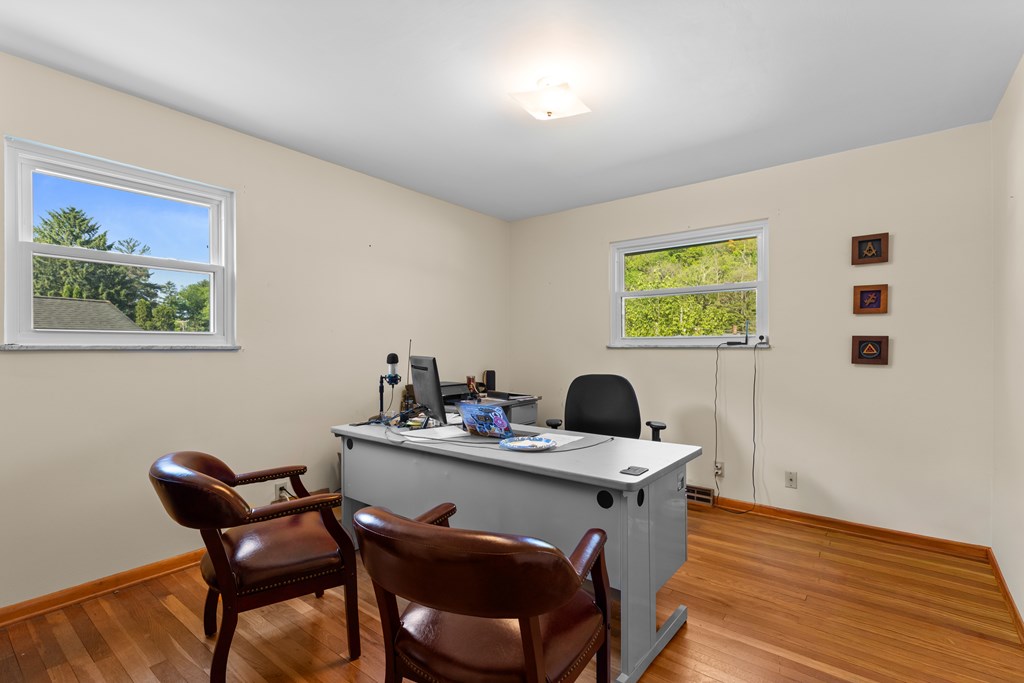 Gallery Image 13