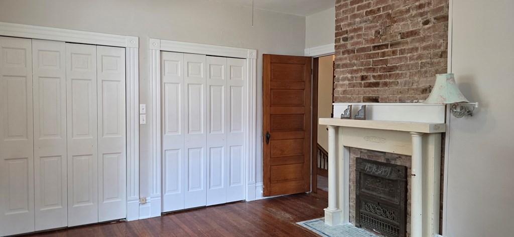 Gallery Image 51