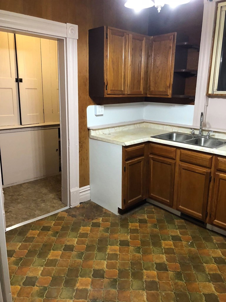 Gallery Image 16