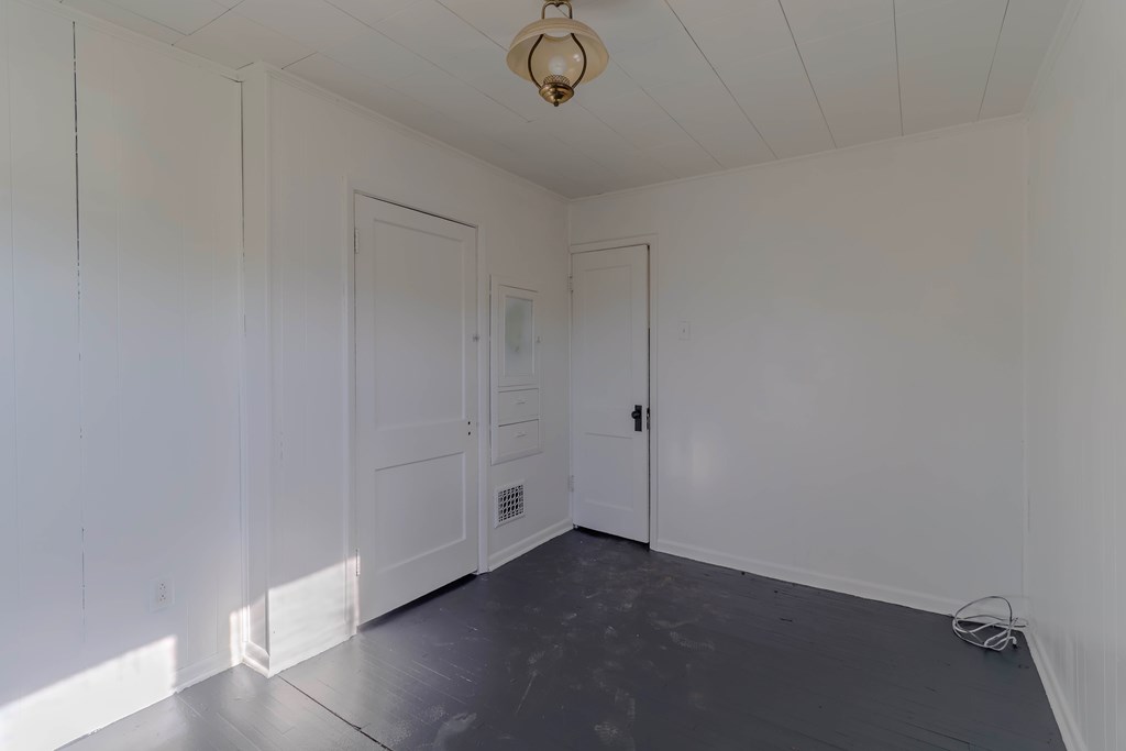Gallery Image 18