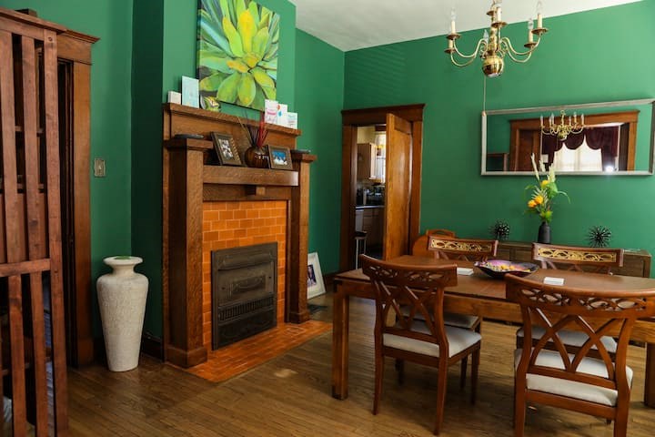 Gallery Image 18