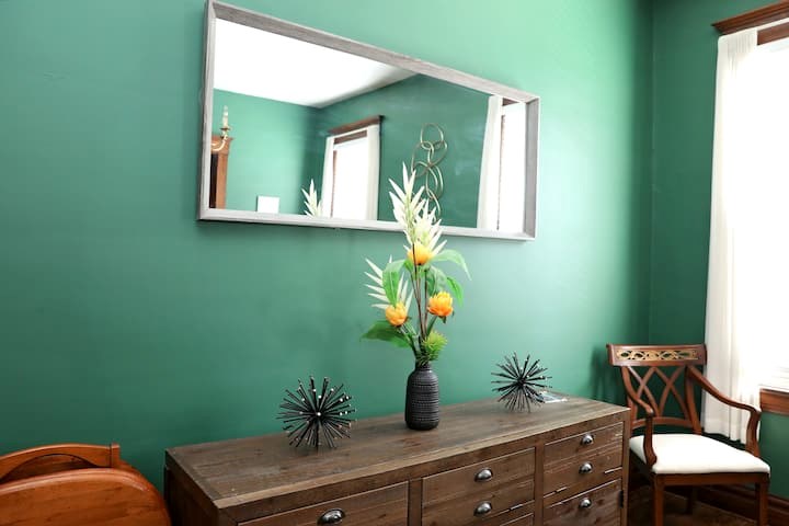 Gallery Image 21
