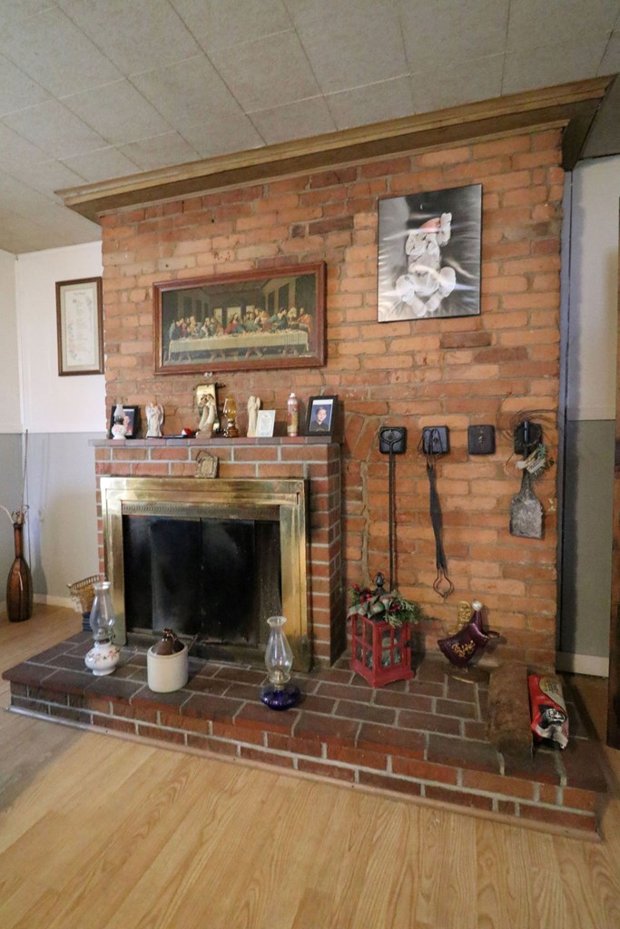 Gallery Image 6