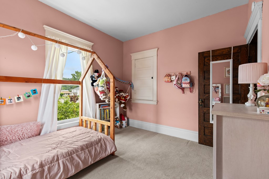 Gallery Image 18