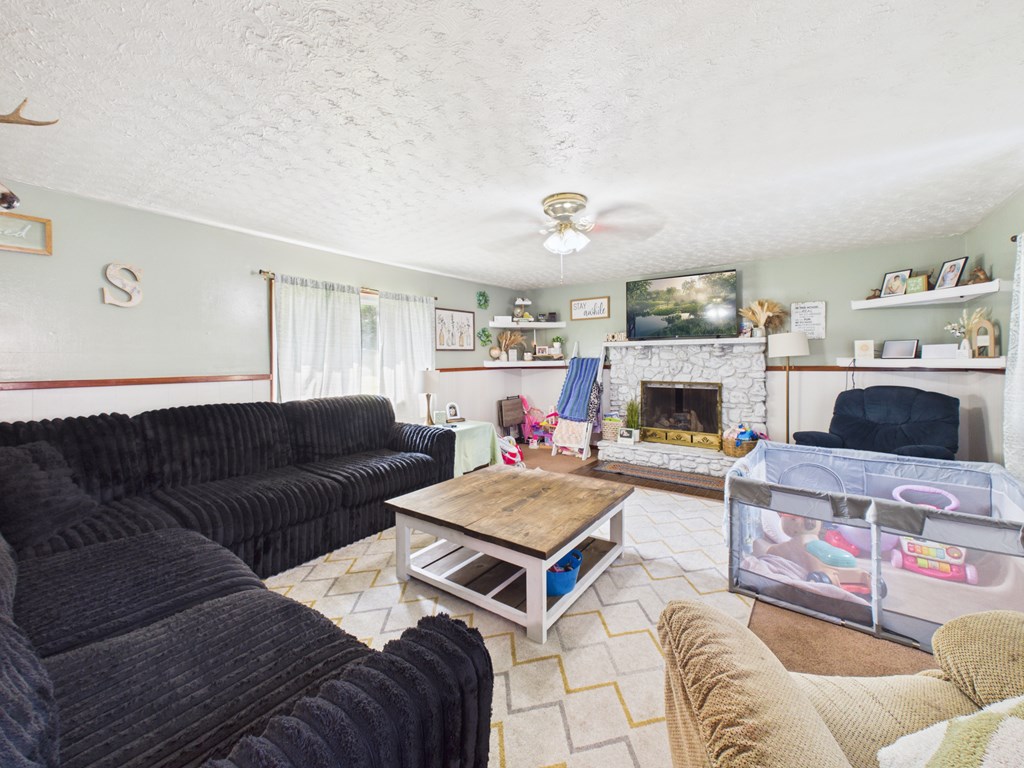 Gallery Image 15