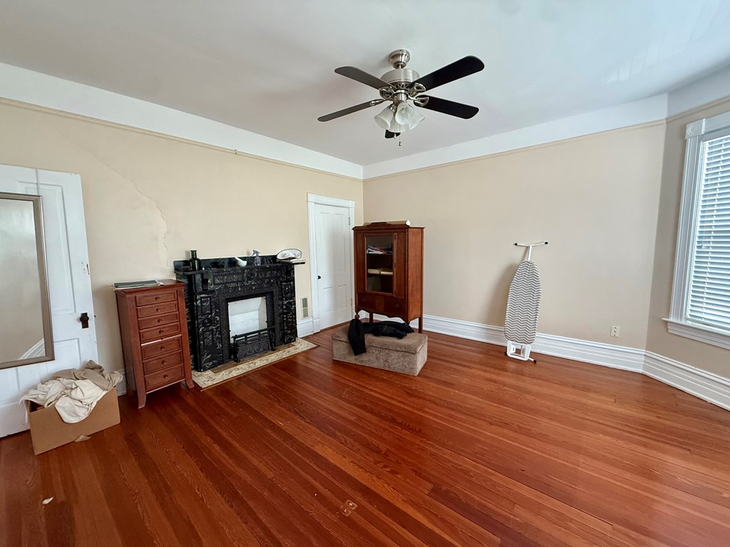 Gallery Image 29