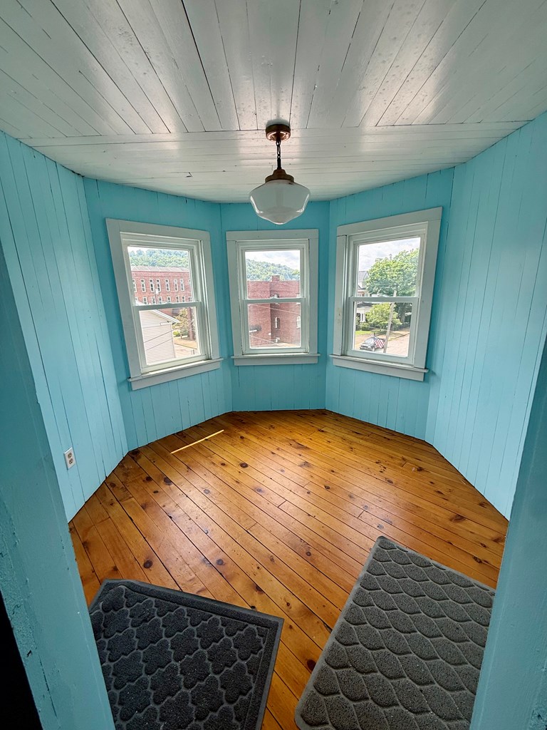 Gallery Image 41
