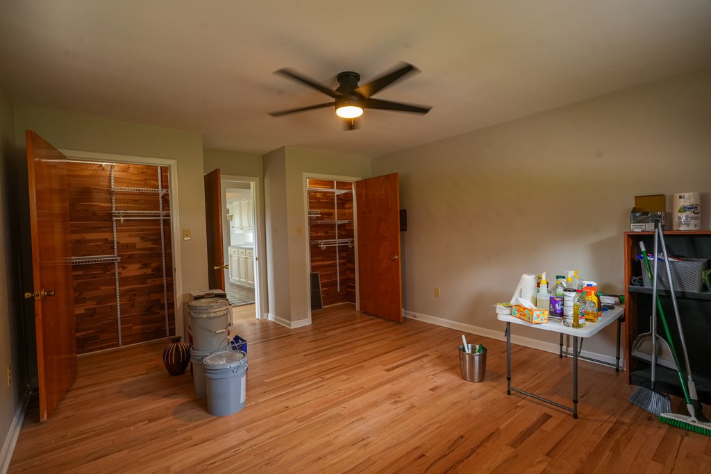 Gallery Image 20