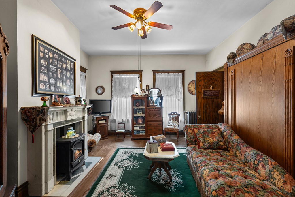 Gallery Image 19