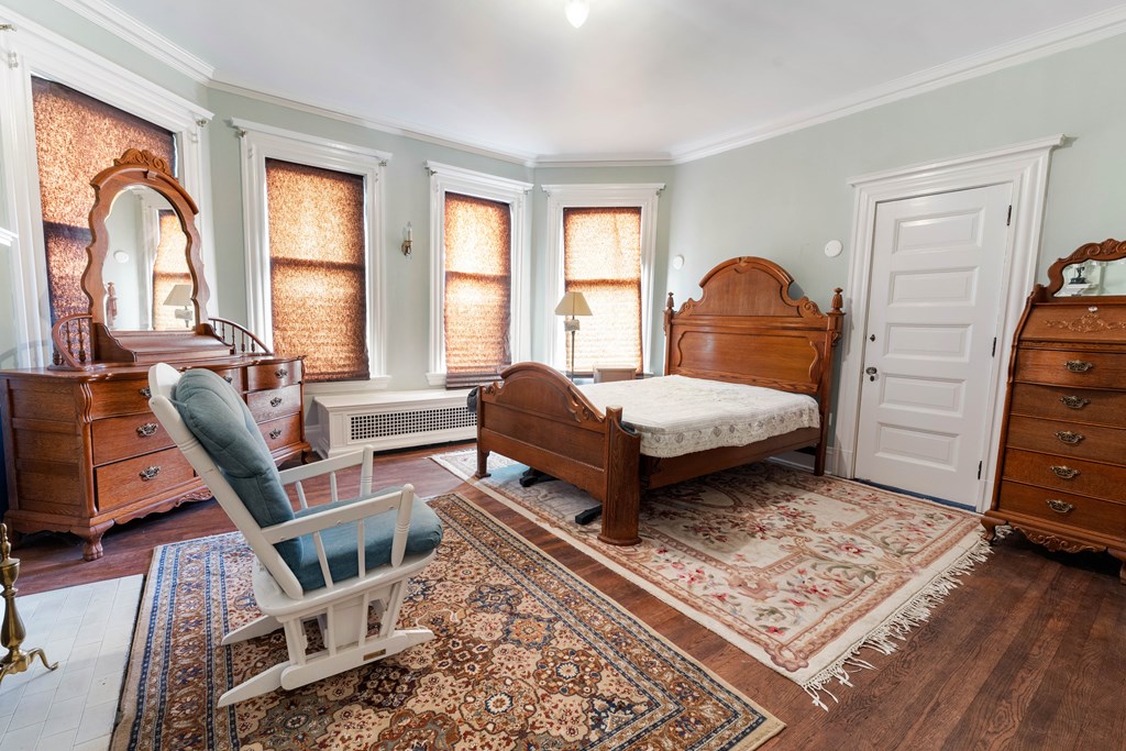 Gallery Image 19