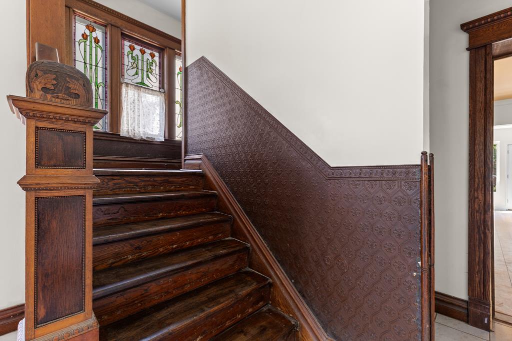 Gallery Image 18
