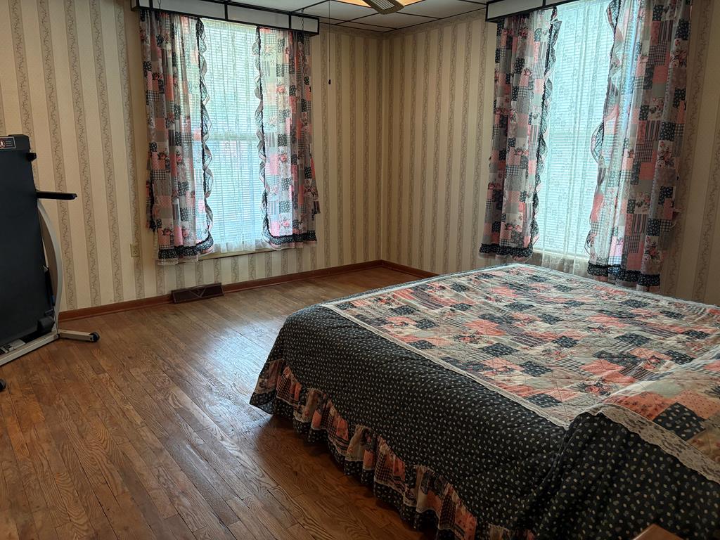Gallery Image 16