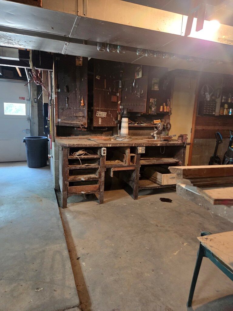 Gallery Image 64