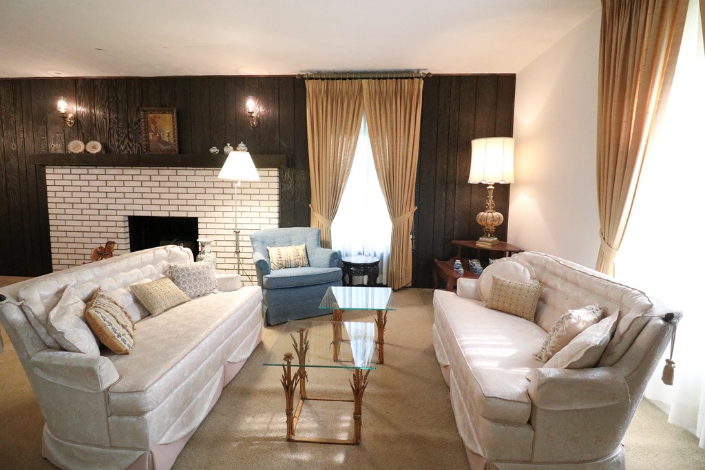 Gallery Image 13