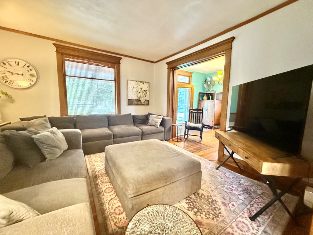 Gallery Image 19
