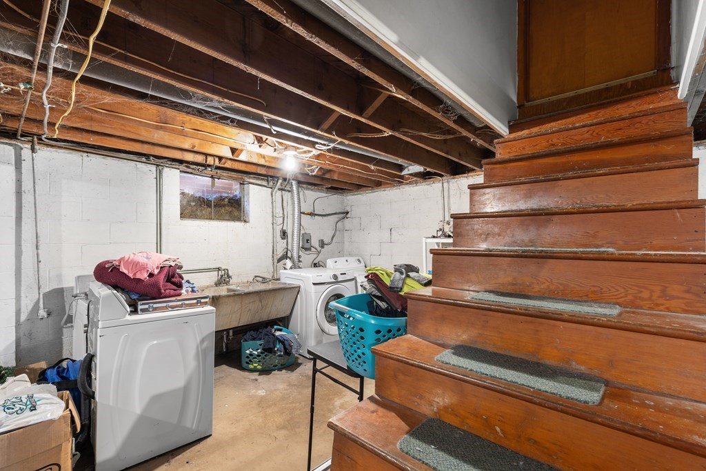Gallery Image 15
