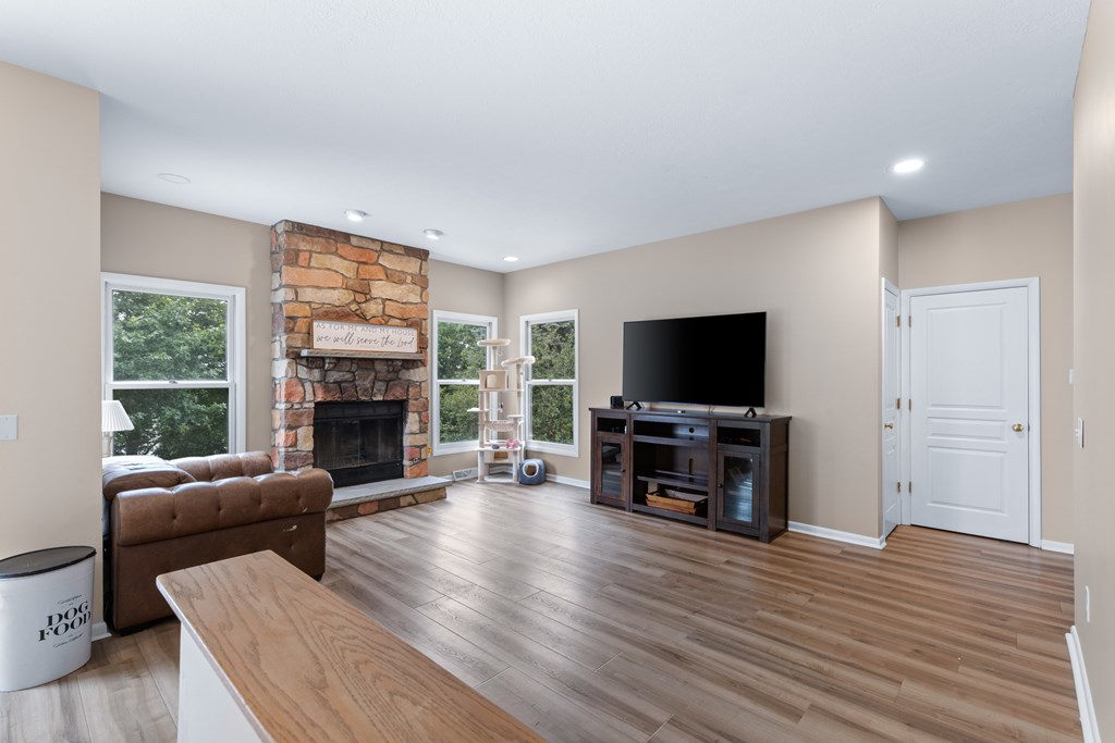 Gallery Image 13