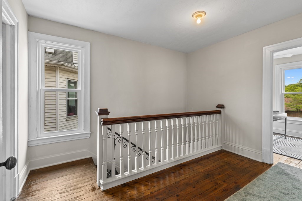 Gallery Image 15