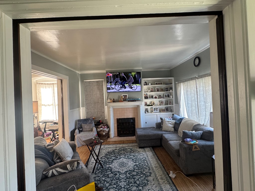 Gallery Image 7