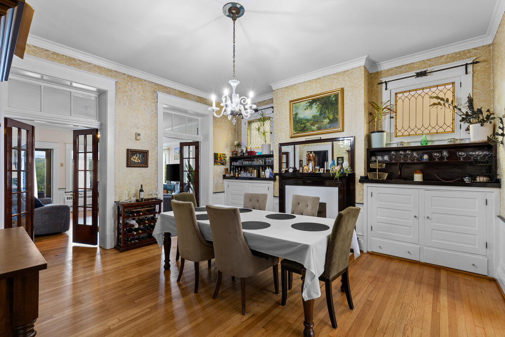 Gallery Image 8
