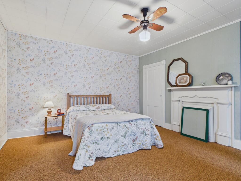 Gallery Image 13