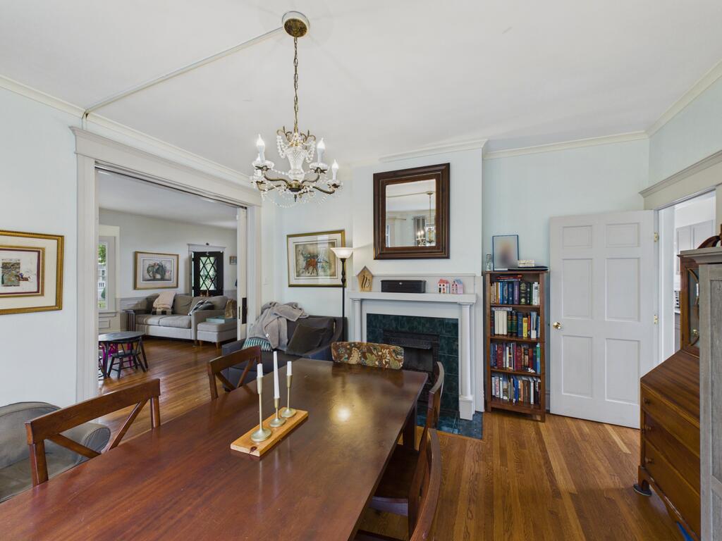 Gallery Image 14