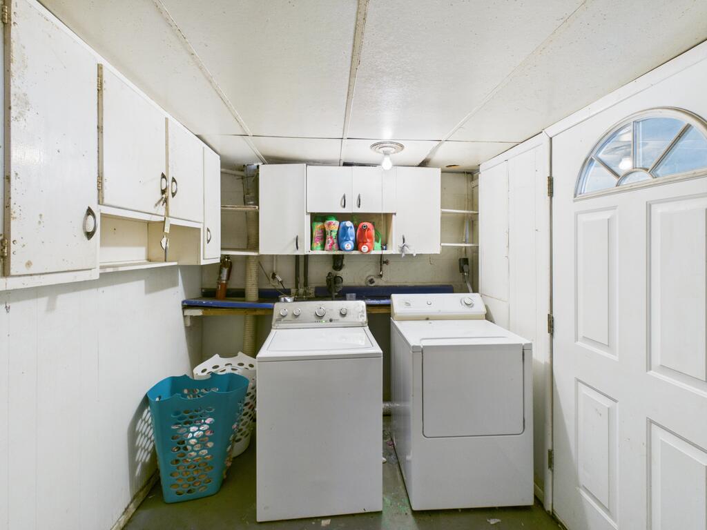 Gallery Image 18