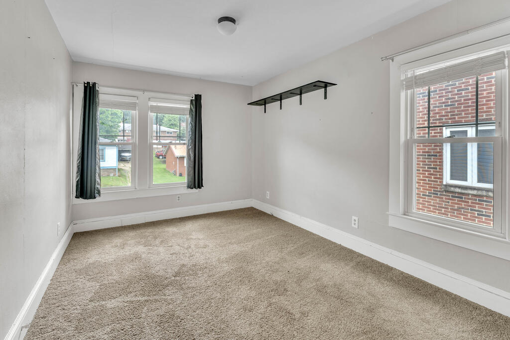 Gallery Image 14